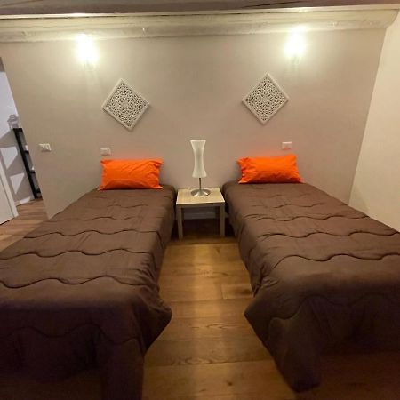100 Passi Hotel Palermo Bagian luar foto