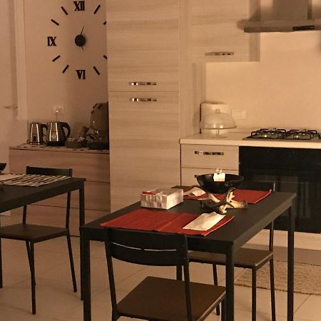100 Passi Hotel Palermo Bagian luar foto
