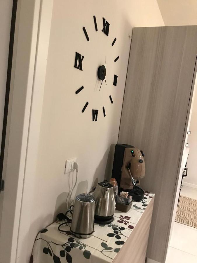 100 Passi Hotel Palermo Bagian luar foto